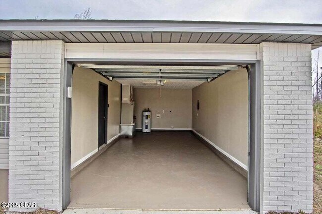 Building Photo - 124 Abigail Ln