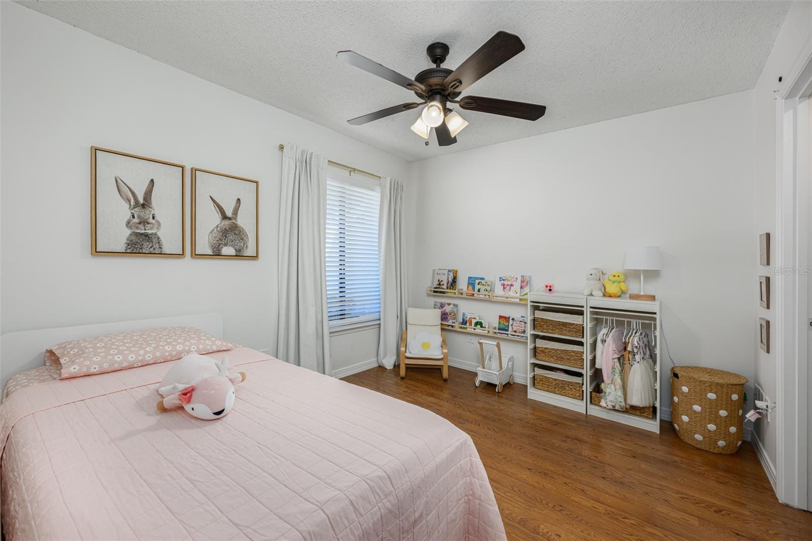 Building Photo - 2383 Sun Valley Cir