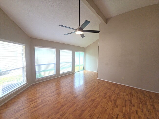 Building Photo - 11130 Thunderhaven Dr