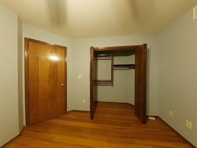 Building Photo - 4 Bedroom Wichita House - Maize School District