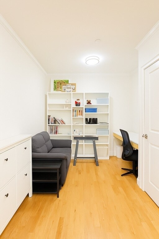 Building Photo - 463 Rutherford Ave