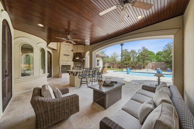 Building Photo - 14302 Belle River Ln