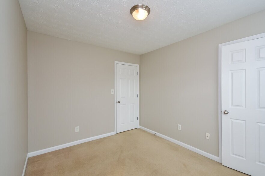 Building Photo - 1472 Alcovy Falls Dr SE