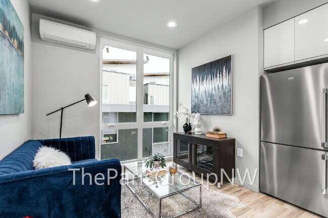 Building Photo - Stunning Mod West Seattle TH * Roof Deck Views, AC & Upgrades!