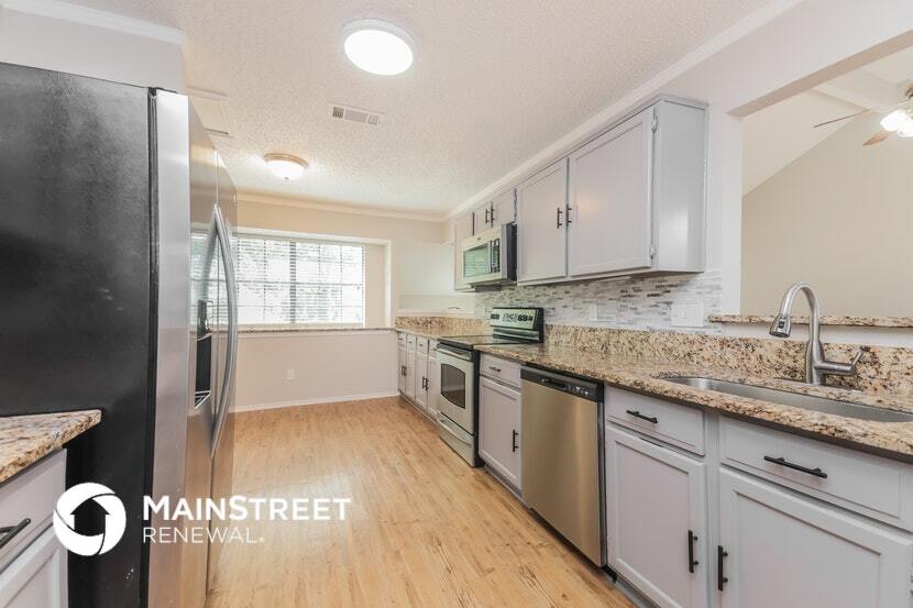 Building Photo - 6228 Los Altos Dr