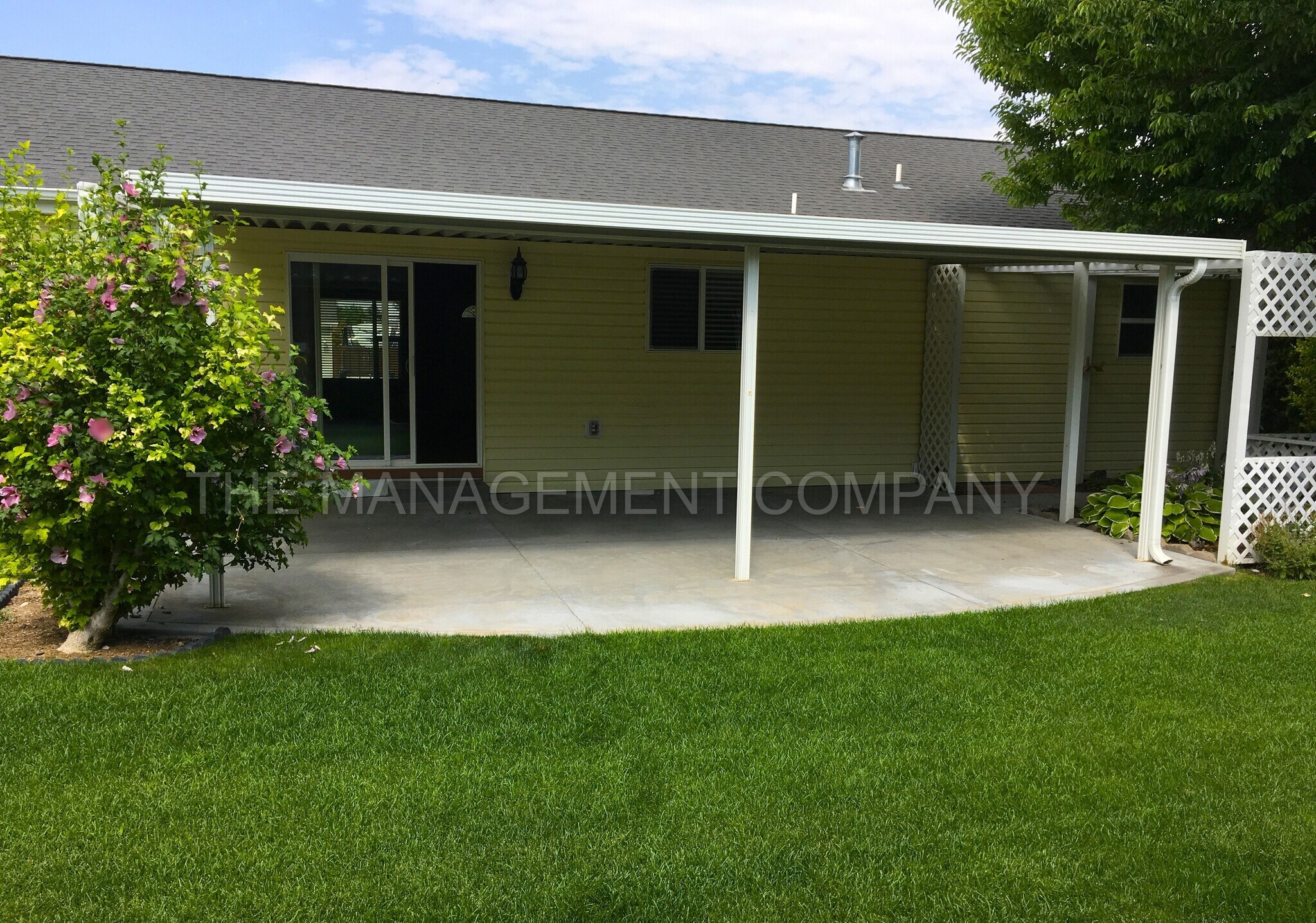 Building Photo - 1671 Atlantic St