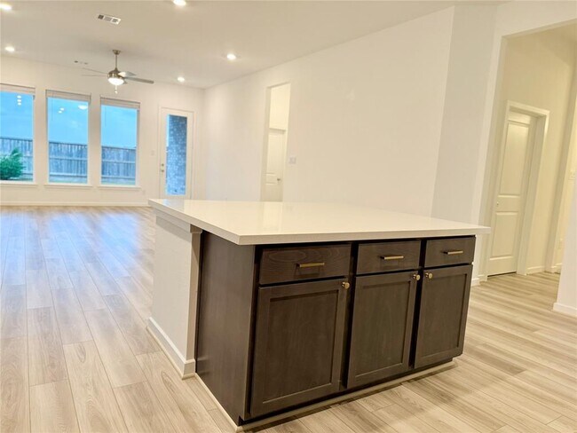 Building Photo - 9922 Sunflower Mist Ln