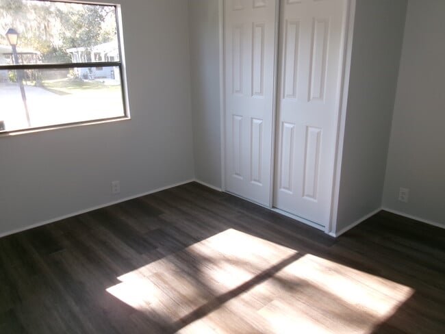 Building Photo - 4 Gentle Ben Path