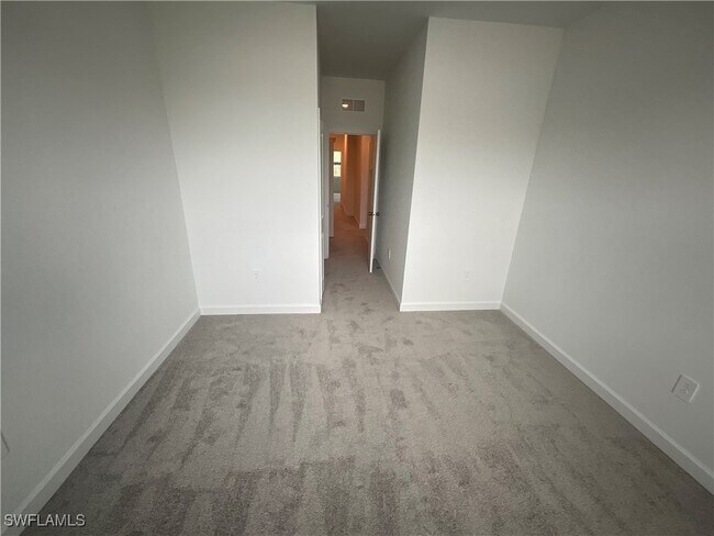 Building Photo - 14116 Gardeners Wy