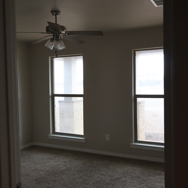 Building Photo - 6817 Rio Pl