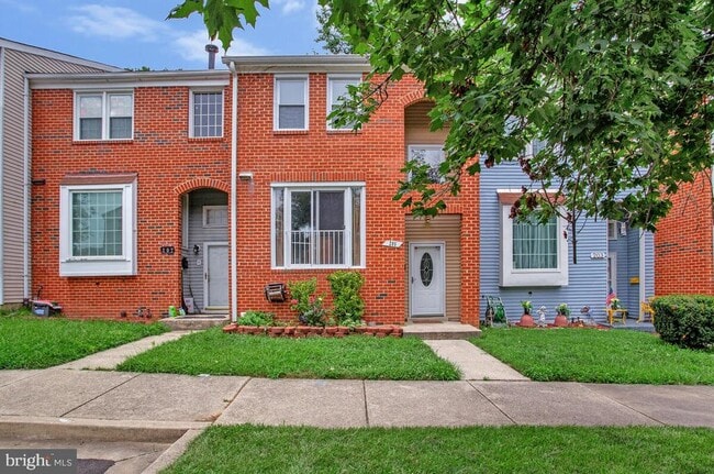 Primary Photo - 205 Castleton Pl