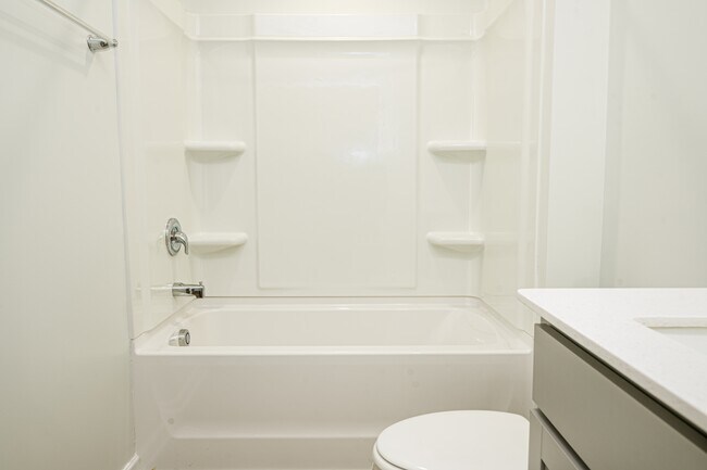 Building Photo - 4016 Madeline Farm Blvd