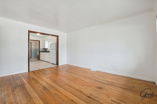 Building Photo - 3 Bedroom Ranch - $1,350