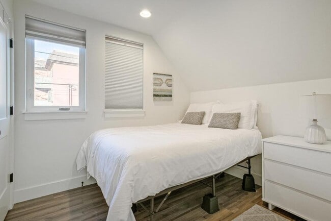 Building Photo - 3044 N Speer Blvd