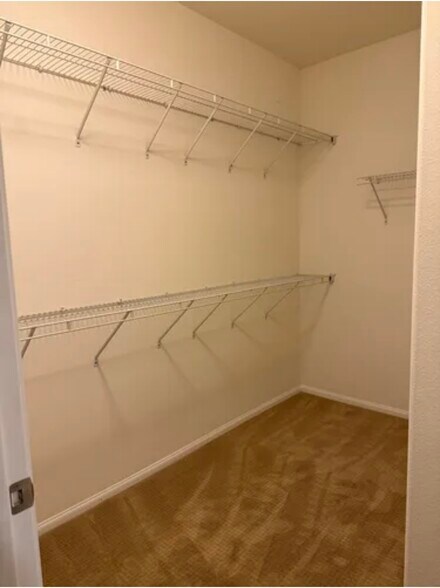 Walk in closet - 28063 Catherine Dr