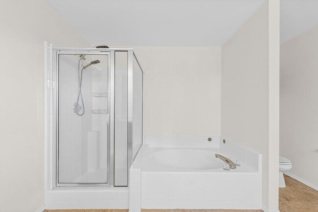 Building Photo - Updated and Spacious 3 Bed Yelm Rental!