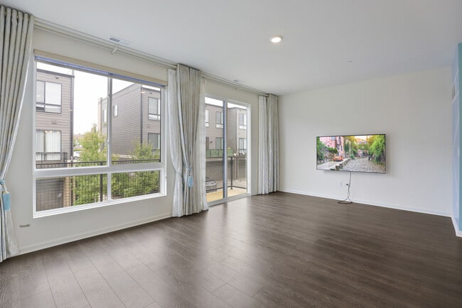 Building Photo - 1298 Catalina Ct.