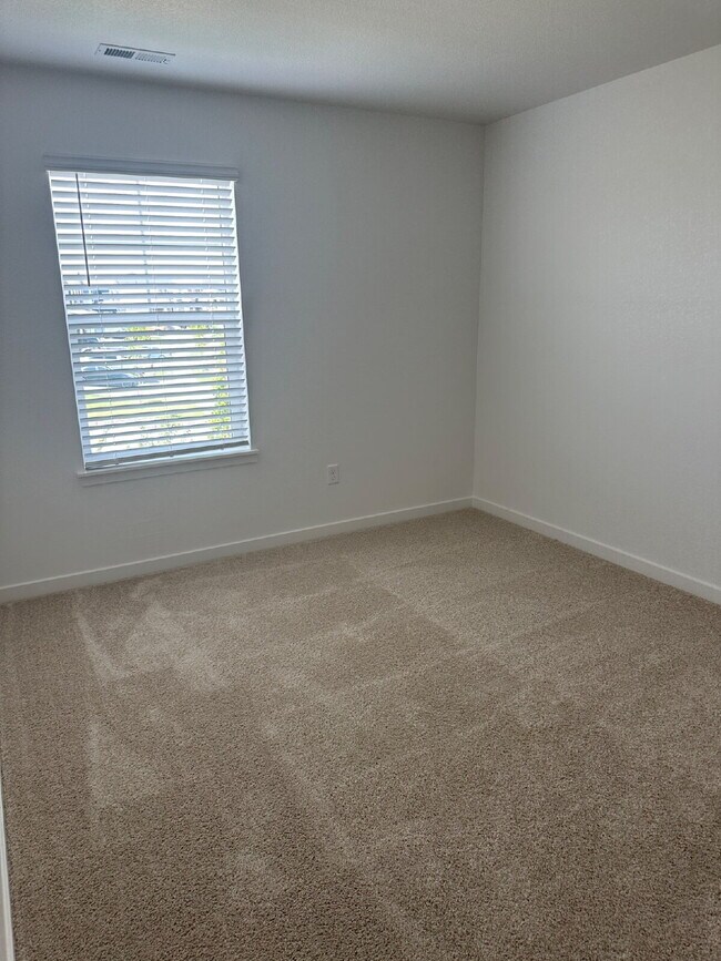 Building Photo - Brand New Beautiful Home in Mead!!!!