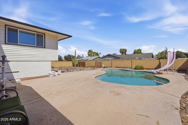 Building Photo - 1628 E Hermosa Dr