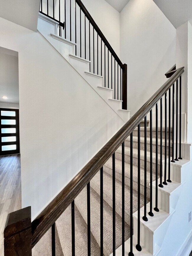 Building Photo - Elegant Parkside Retreat | Stunning 3BR Home with Office, Game Room & Covered Outdoor Living