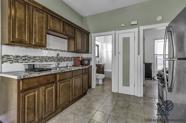 Building Photo - Furnished 2-Bedroom Second-Floor Apartment Near Elmwood Village
