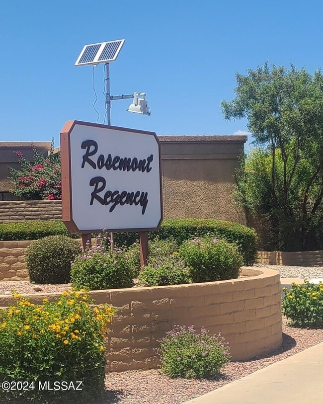 Building Photo - 4962 E South Regency Cir