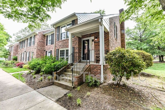 Building Photo - 2536 S Arlington Mill Dr
