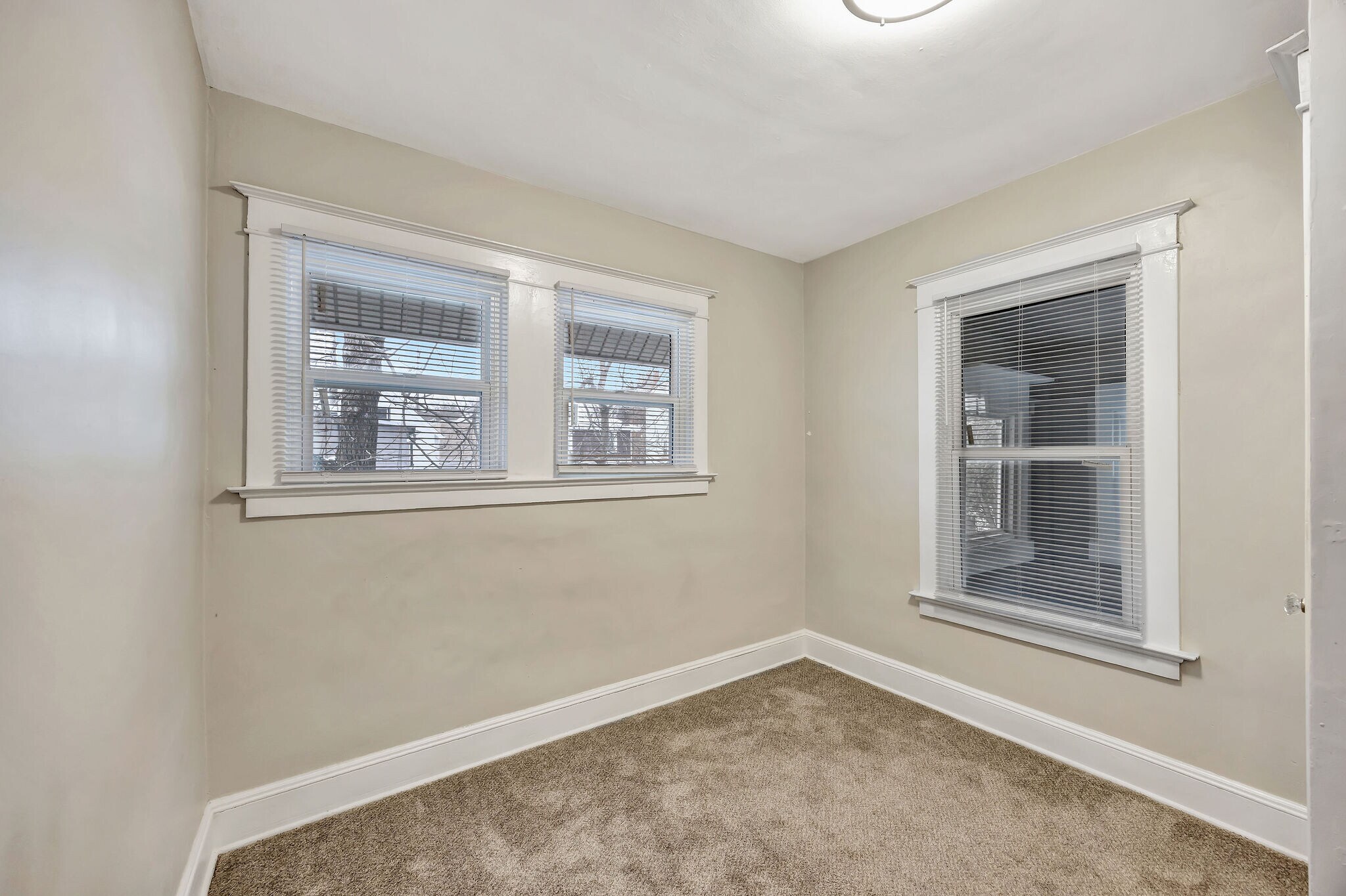 Building Photo - 2243 Hannaford Ave