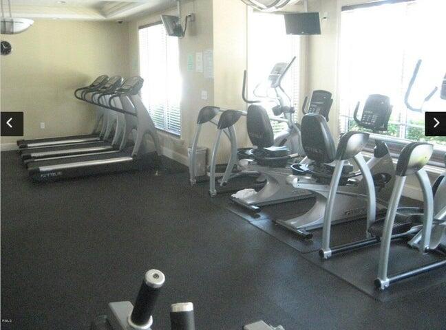 Building Photo - 804 E Windward Way