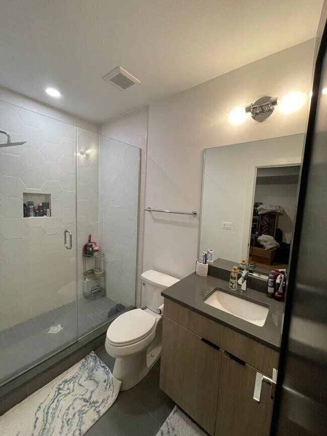 Building Photo - Charming 2BR House in Washington, DC