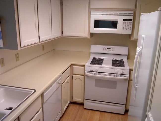 Building Photo - 1190 Ramar Rd