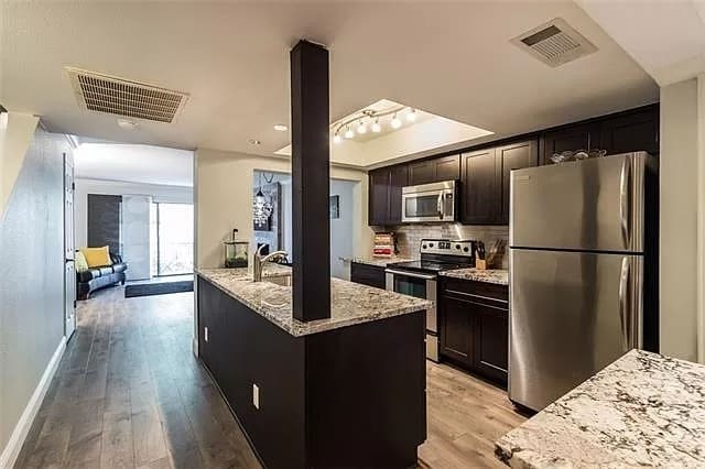 Building Photo - 4537 N O'Connor Rd