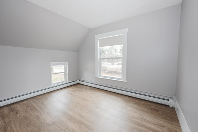 Building Photo - 2 Gamache Rd