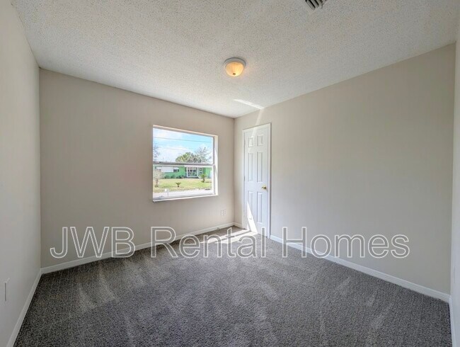 Building Photo - 6829 Van Gundy Rd