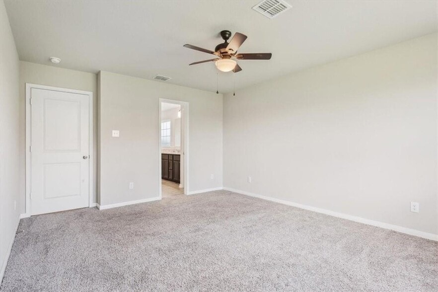 Building Photo - 4412 S Fork Ranch Rd