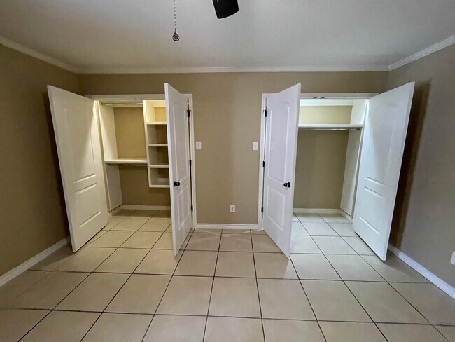 Building Photo - 2202 O'Kane St