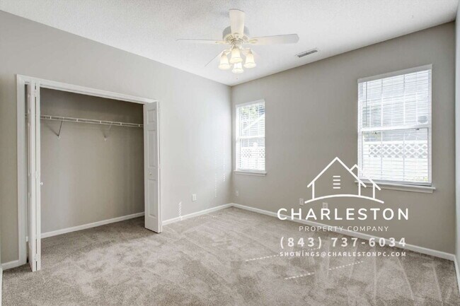 Building Photo - 6040 Fieldstone Cir