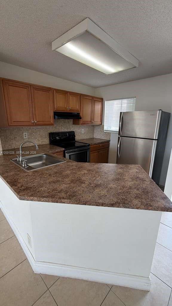 Building Photo - 8750 N Sherman Cir