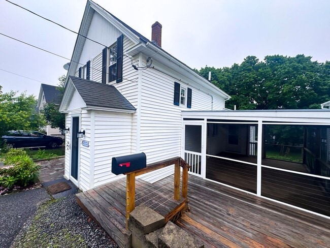 Building Photo - Gorgeous Bath 3BR/2BA Home for RENT! $2700
