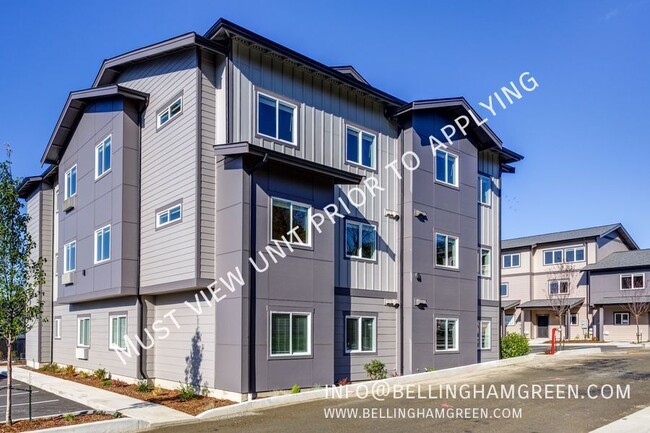 Building Photo - Move In Special - Financing Available - 3 ...