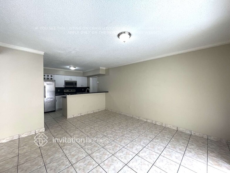 Building Photo - 9280 SW 154th Ct