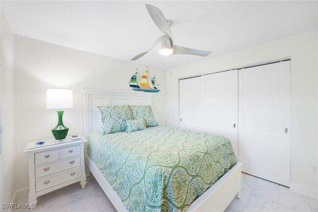 Building Photo - 9715 Gulf Shore Dr