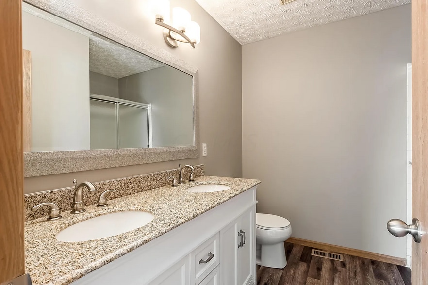 Building Photo - 4769 Hoseah St