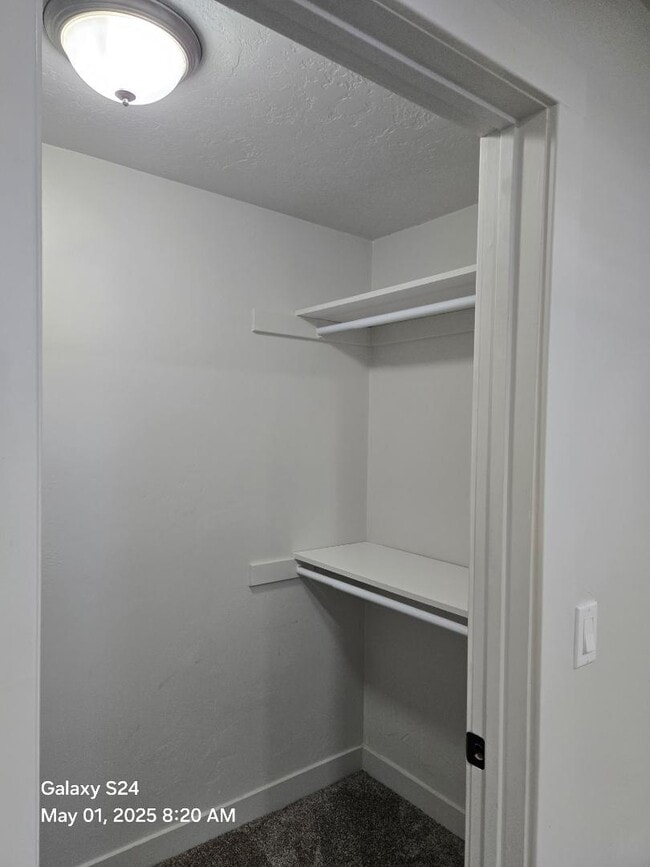 Building Photo - 309 E 200 S