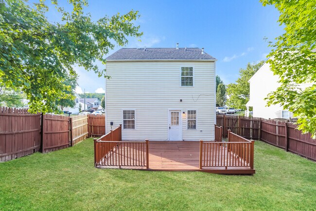 Building Photo - 2 Tarrywood Ct