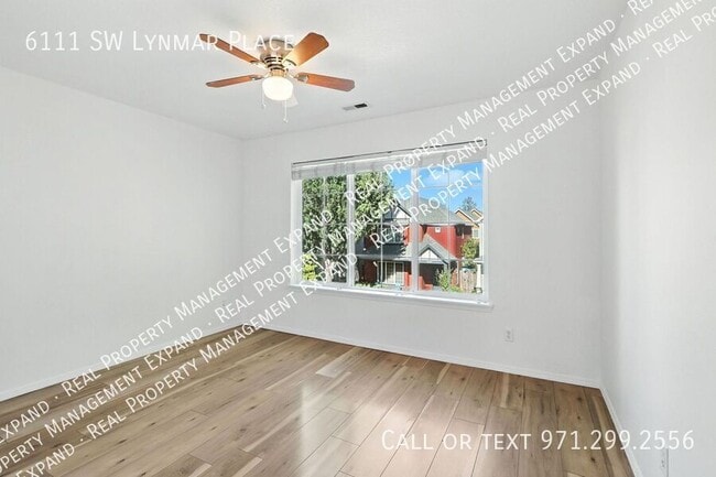 Building Photo - 6111 SW Lynmar Pl
