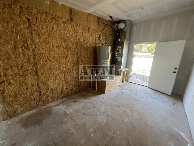 Building Photo - Remodeled 2 Bed 1 Bath in Mabank