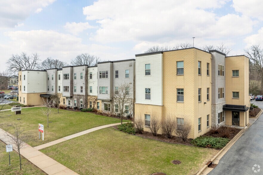 The Element Exterior - Element Student Apartments