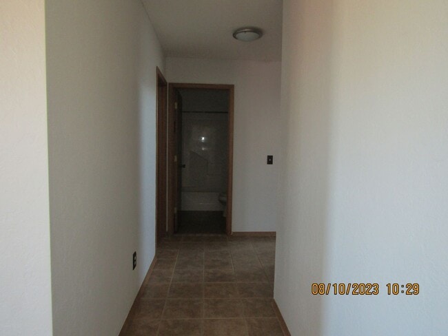Building Photo - PETS ARE NEGOTIABLE WITH OWNER APPROVAL