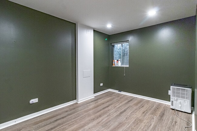 Building Photo - 7731 Milan Way